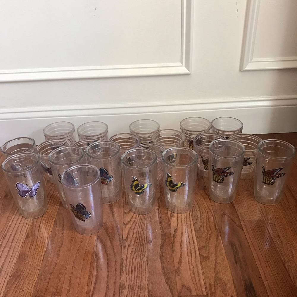Set of 21 butterfly pattern Tervis tumblers